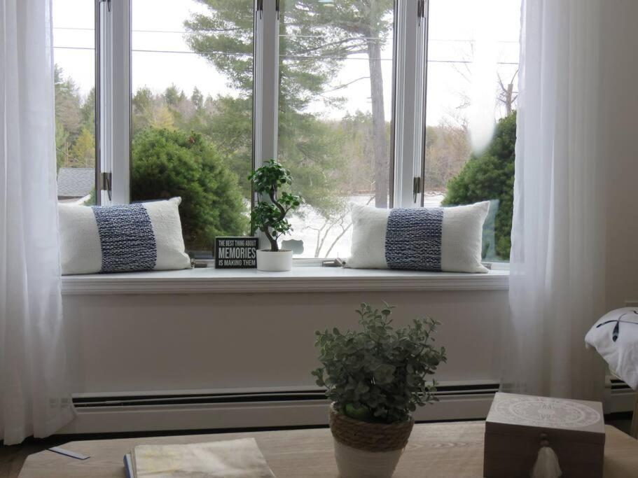 Catskills Cottage With Lake View Book Now ロックヒル エクステリア 写真